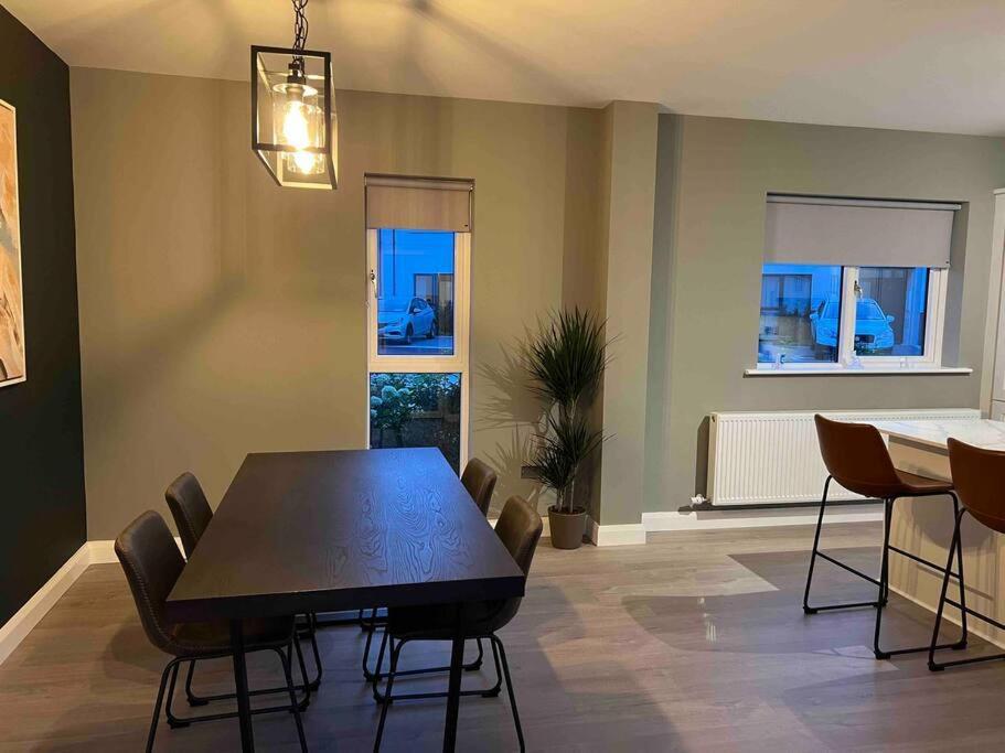 3 Bed Rooms Vip Family House Дублин Экстерьер фото